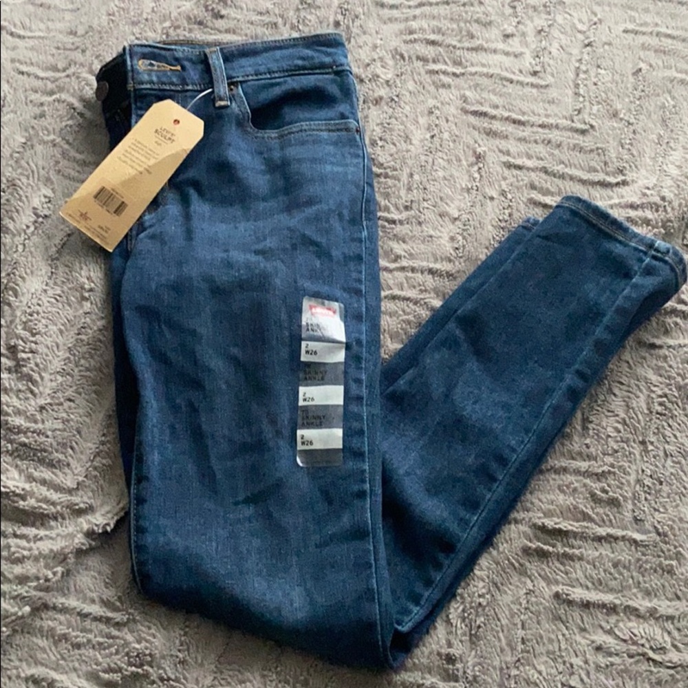 Levi Sculpt Skinny Ankle Jeans